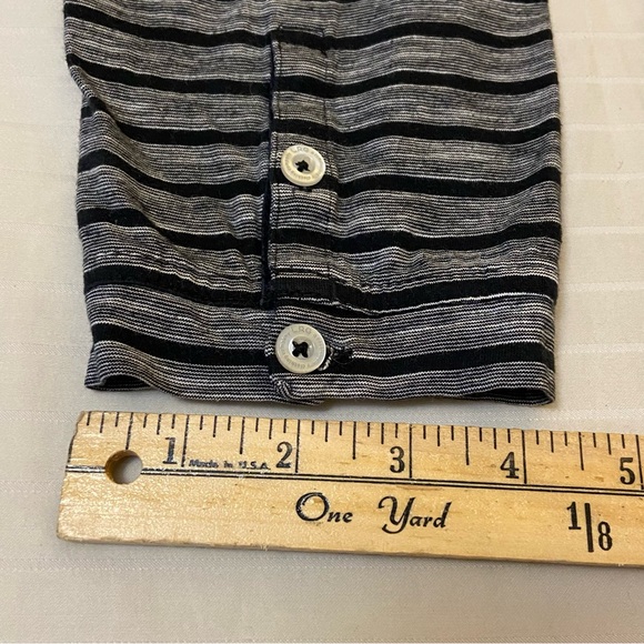 Lrg Gray & Black Long Sleeve Tee w/ Henley Neckline & Stripes w/ pocket sz XL - Picture 8 of 16